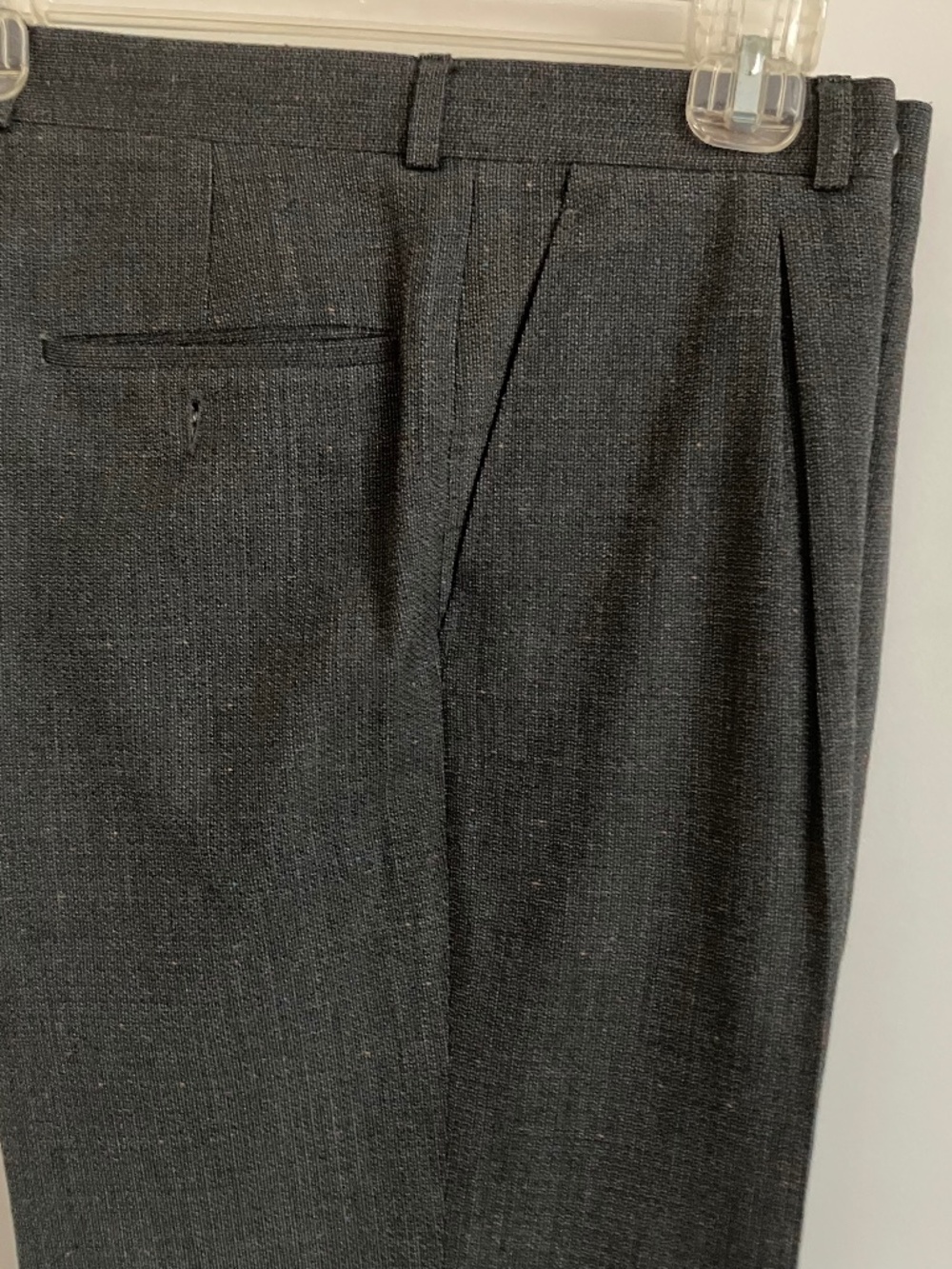 Men's Yves Saint Laurent Dark Gray Suit - Picture 7 of 7